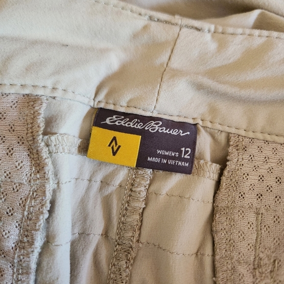 Eddie Bauer Convertible Hiking Pants Capri Roll Up Crop Camping Activewear - Picture 7 of 9